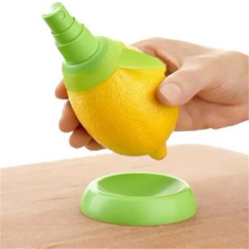 Hand juicing lemon spray Kitchen gadget Fruit and Vegetable tool